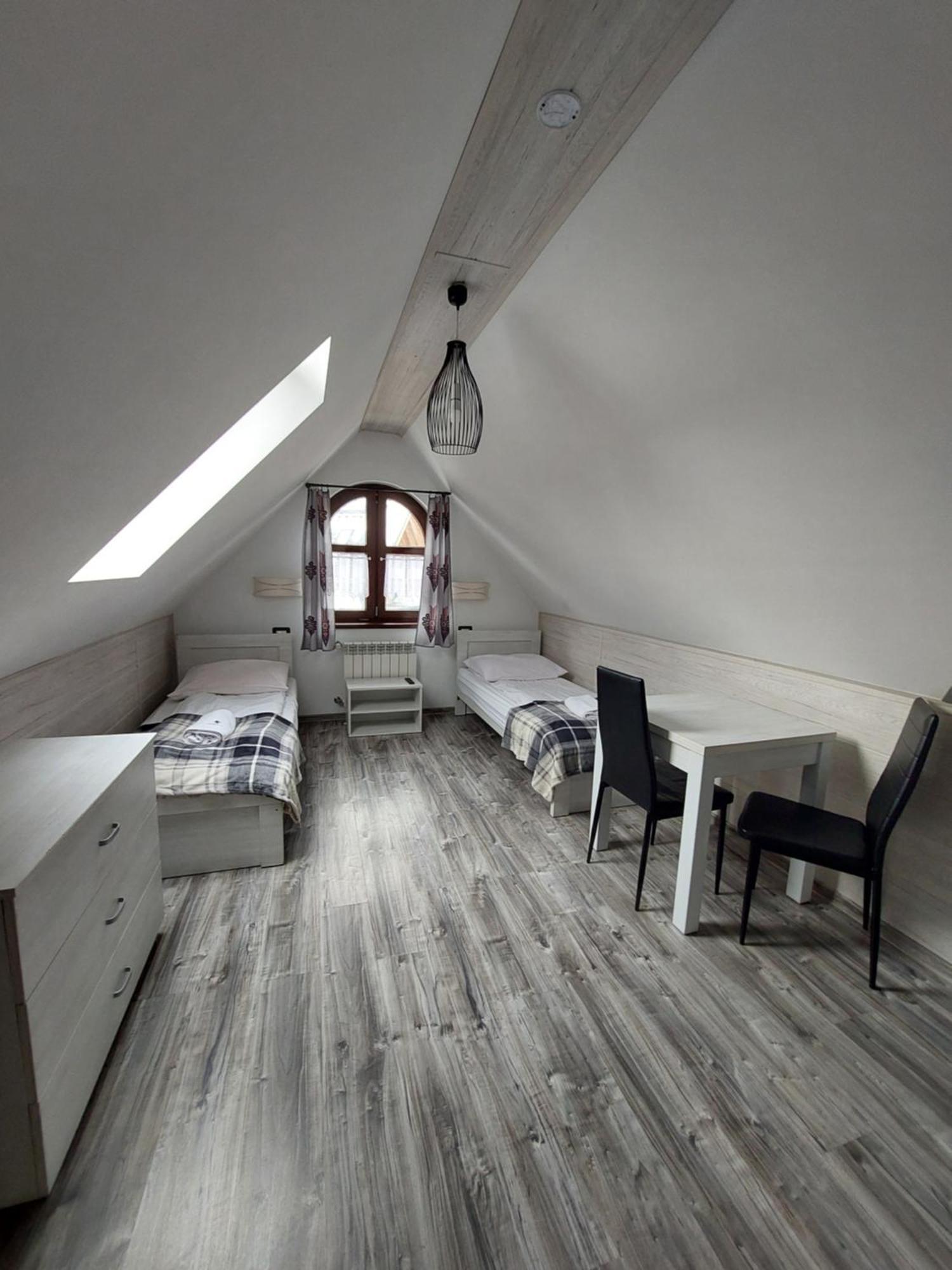 D.W. Harnas Apartment เบียลกาตัทร์ชันสกา ภายนอก รูปภาพ